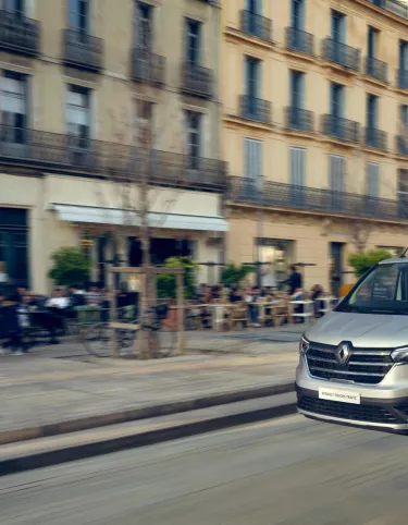 Renault Trucks Trafic driving on the street